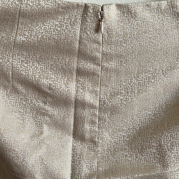 J Crew Factory Women’s Mini Skirt Golden Shimmer Size 8 - Picture 4 of 7